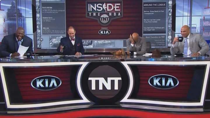 Charles Barkley thinks the Suns’ struggles extend to arena nachos