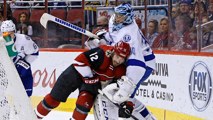 Bishop gets 5th shutout, Lightning edge Coyotes 2-0