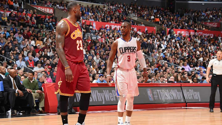 LeBron James, Dwyane Wade, Chris Paul are having lots of fun on a boat LeBron James, Dwyane Wade, Chris Paul are having lots of fun on a boat