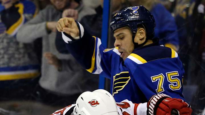 Berglund scores twice in Blues' 5-2 win over Devils
