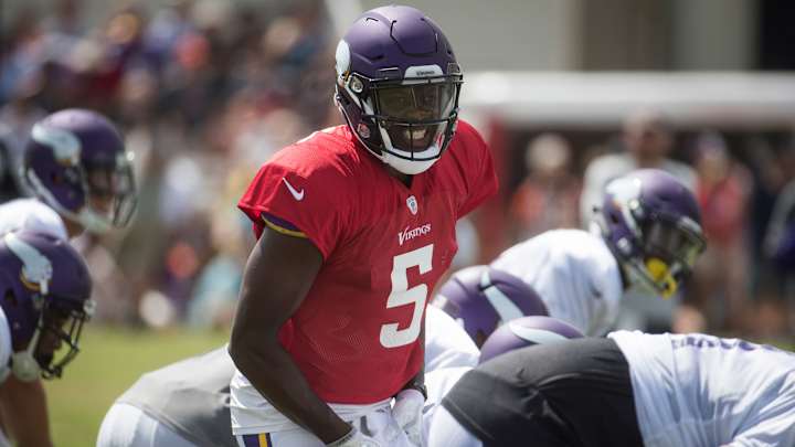 Teddy Bridgewater sustains complete ACL tear in practice
