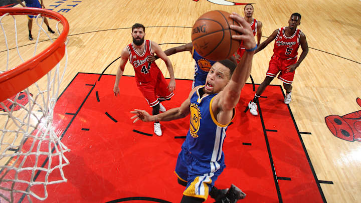 Curry scores 25 as Warriors breeze past Bulls 125-94 Curry scores 25 as Warriors breeze past Bulls 125-94