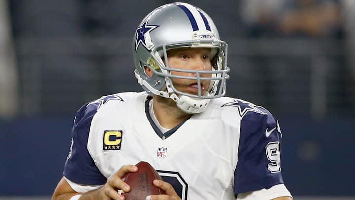 Report: Tony Romo to miss 6–8 weeks after collarbone procedure