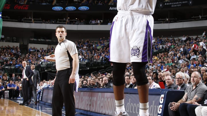 Rondo, Kings end 22-game skid in Dallas with 104-101 win