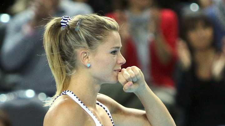 Caroline Garcia wins to draw France level with Italy in Fed Cup Caroline Garcia wins to draw France level with Italy in Fed Cup