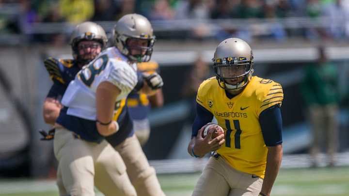 Ducks prepare for season with a quarterback competition Ducks prepare for season with a quarterback competition