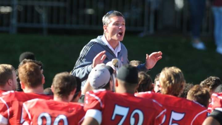 Duquesne extends Schmitt through 2020 season