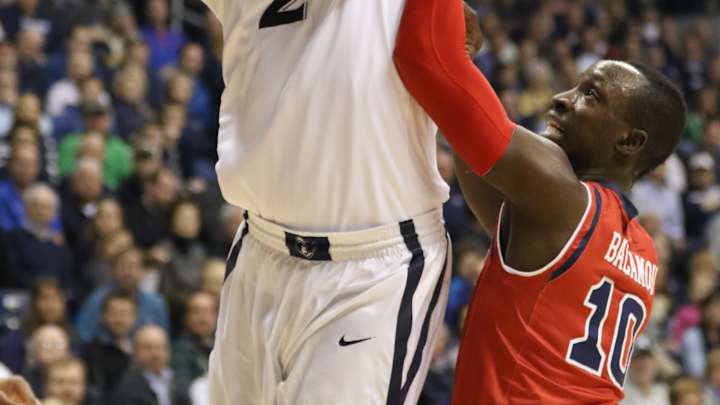 Trevon Bluiett leads No. 6 Xavier over St. John's 90-83