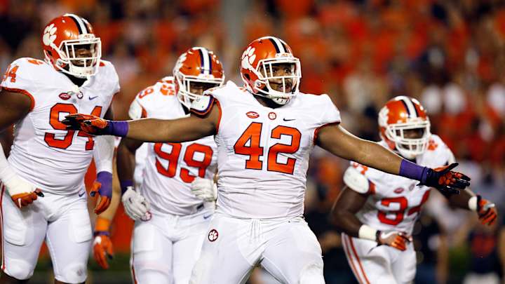 Big Guys, Big Plays: Alabama, Clemson go jumbo on offense Big Guys, Big Plays: Alabama, Clemson go jumbo on offense