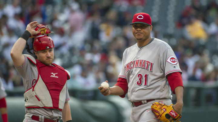 Reds bring back Diaz, Sampson to help majors' worst bullpen