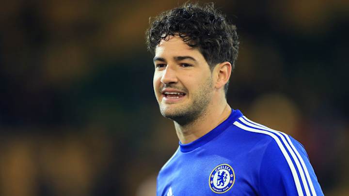 Alexandre Pato signs with Villarreal after Chelsea loan