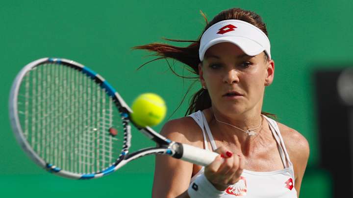 After 55 hours of travel, No. 4 Radwanska loses 1st match