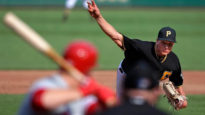 Glasnow exits early, but Pirates rally to beat Phillies 7-4