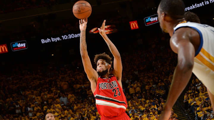 Allen Crabbe is staying in Portland; Meyers Leonard is, too