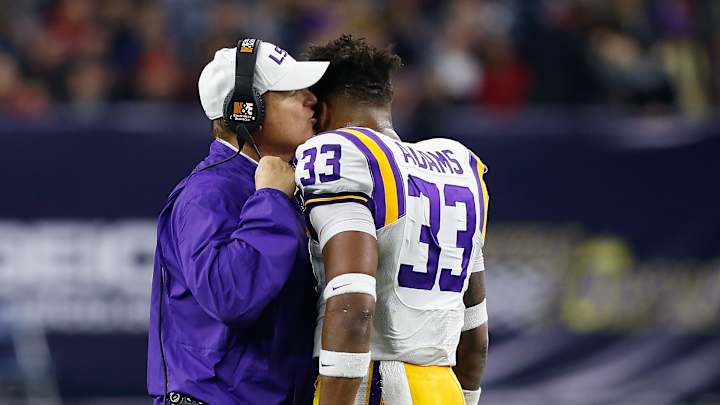 LSU lures new defensive coordinator Aranda from Wisconsin
