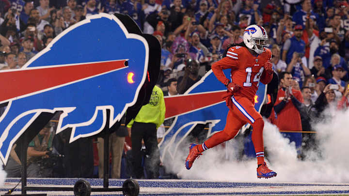 Bills GM expects receiver Watkins to resume practicing
