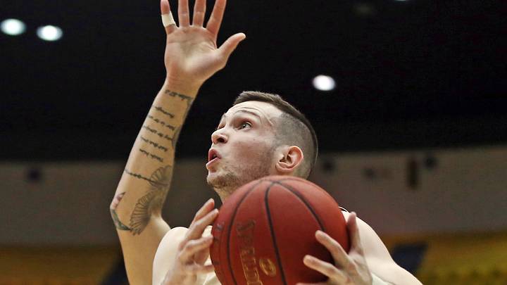 William & Mary upsets NC-Wilmington 87-69 William & Mary upsets NC-Wilmington 87-69