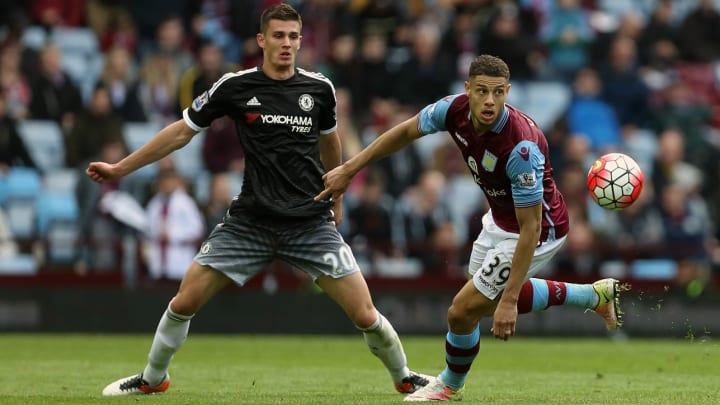 Chelsea loans USA's Matt Miazga to Vitesse after Espanyol deal falls through