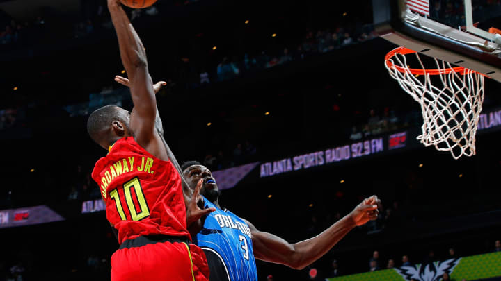 Horford, Millsap pace Hawks to easy win over Magic