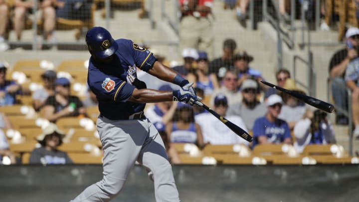 Dodgers touch Peralta for 5 runs in 1st, beat Brewers 6-2
