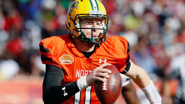 Senior Bowl sensation Wentz becomes hit on recruiting trail