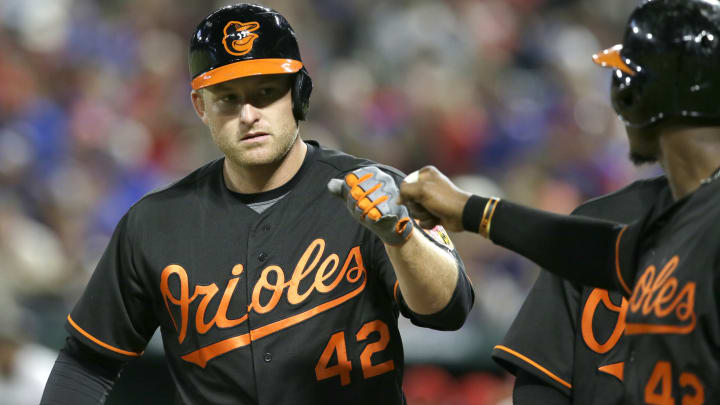 Trumbo homers twice in 7th, Orioles beat Rangers 11-5