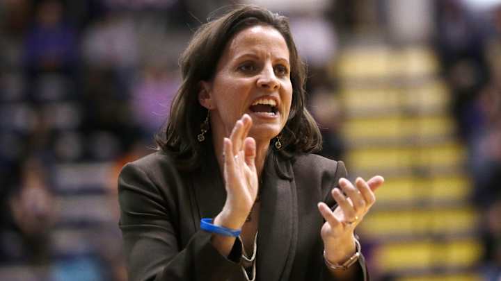 George Washington hires Rizzotti as women's basketball coach
