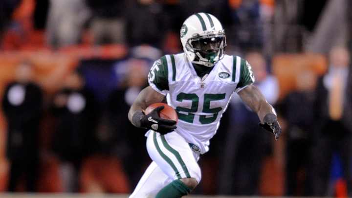 The Latest: Ex-NFL player Joe McKnight fatally shot