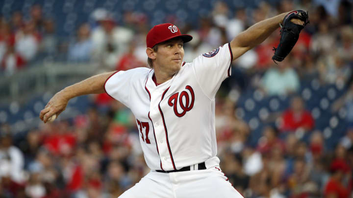 Strasburg stays perfect as Nats beat Harvey and Mets 7-4 Strasburg stays perfect as Nats beat Harvey and Mets 7-4