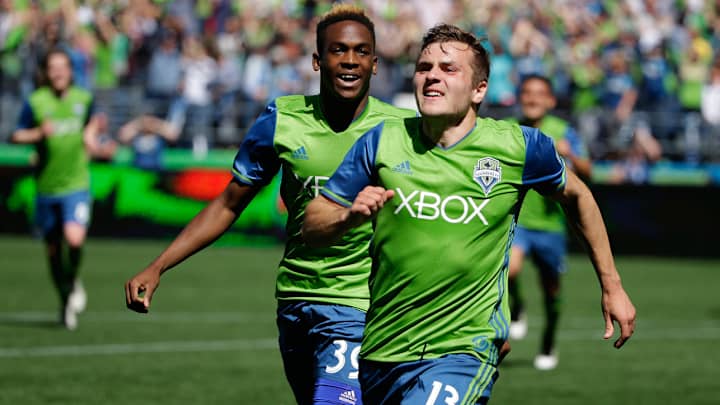 Jordan Morris wins MLS Rookie of the Year