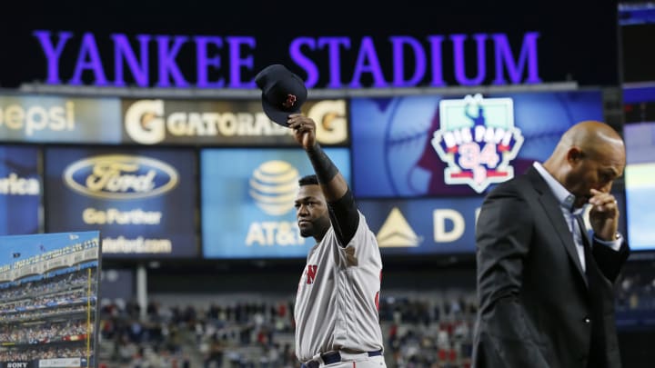 Ortiz honored by Yankees with painting, book of letters