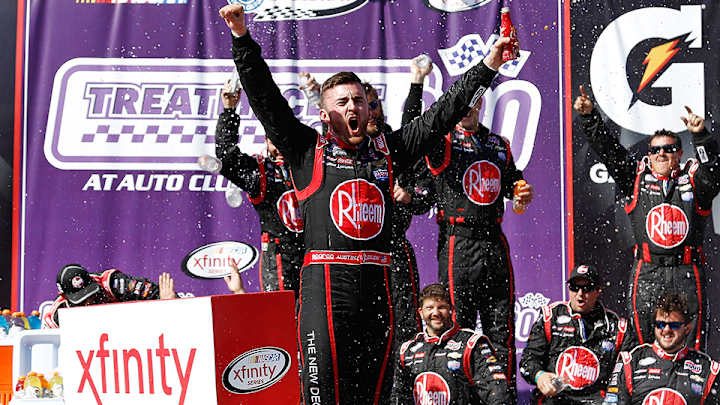 Dillon surges past Busch on last lap in Xfinity thriller