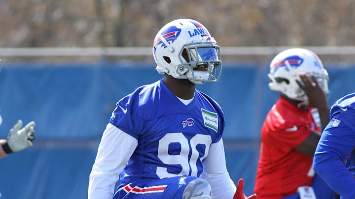 Bills' Lawson to have shoulder surgery; Watkins' foot hurt Bills' Lawson to have shoulder surgery; Watkins' foot hurt