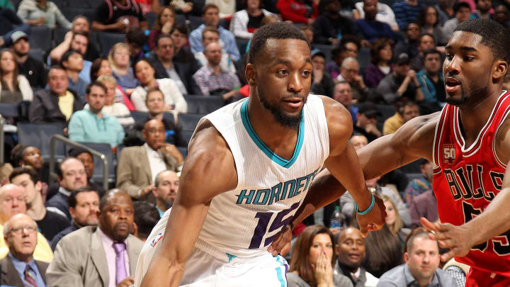 Walker scores 30 as Hornets beat Bulls, 108-91