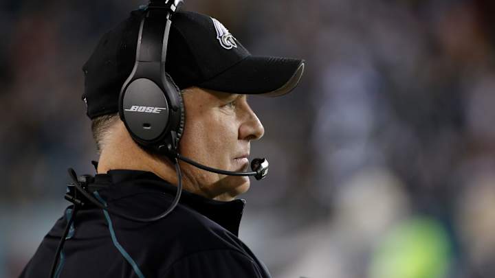 49ers hire Chip Kelly as coach