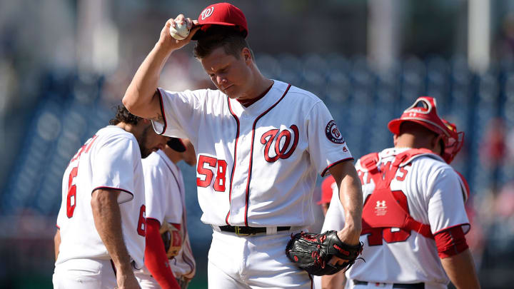 Which teams could be interested in recently released Jonathan Papelbon?