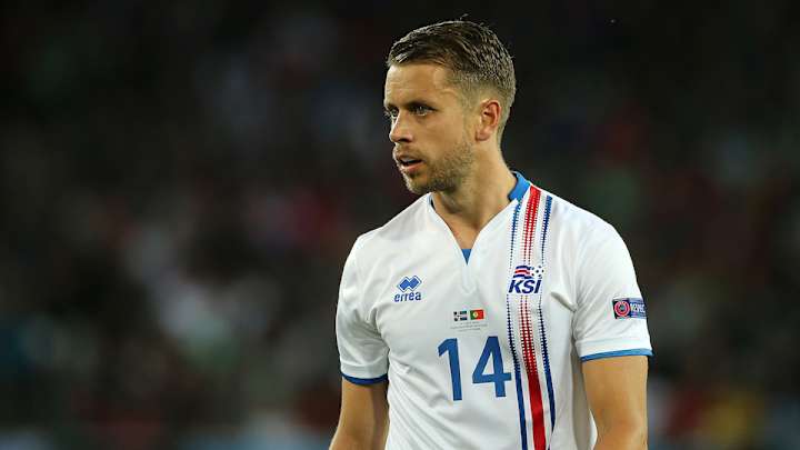 Iceland defender: Messi will always be better than Ronaldo