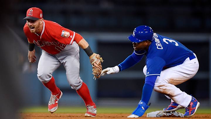 Dodgers outfielder Carl Crawford goes on DL with back injury Dodgers outfielder Carl Crawford goes on DL with back injury