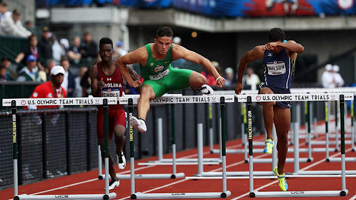 Oregon WR Devon Allen wins 110m hurdles, Aries Merritt falls short