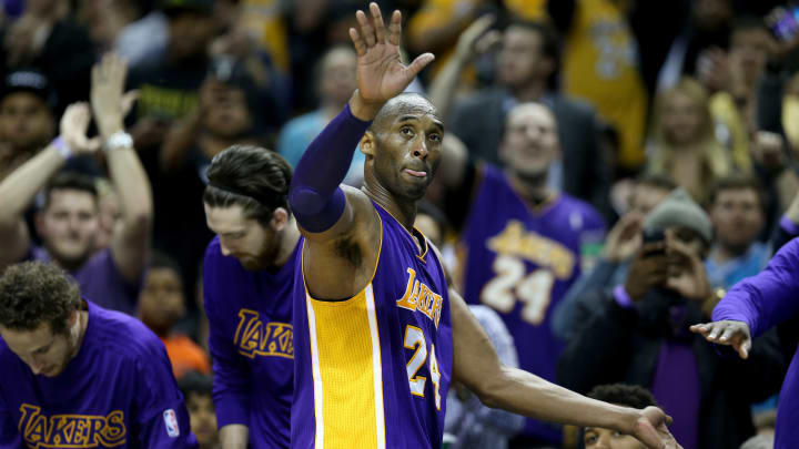 Athletes, teams pay tribute to Kobe Bryant before his final game Athletes, teams pay tribute to Kobe Bryant before his final game