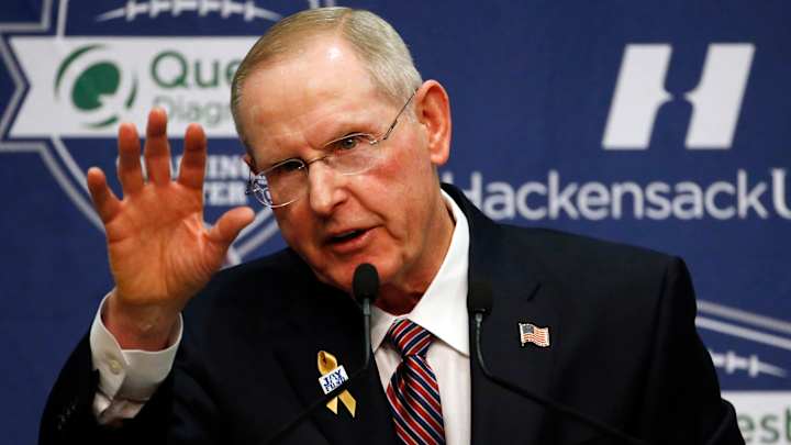Report: Tom Coughlin withdraws name from Eagles HC consideration
