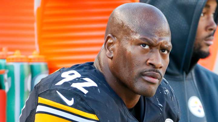 Steelers linebacker James Harrison plans to return next season