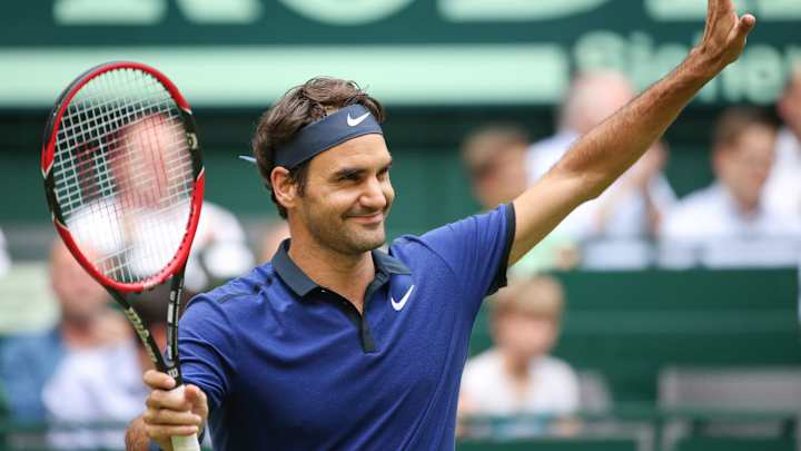 Roger Federer advances to semifinals at Gerry Weber Open