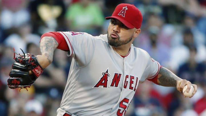 Twins send Nolasco, Meyer to Angels in swap for Santiago