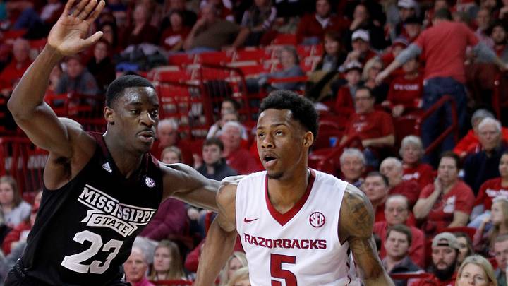 Hannahs, Bell lead Arkansas past Mississippi State 82-68 Hannahs, Bell lead Arkansas past Mississippi State 82-68
