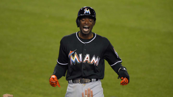 Dee Gordon apologizes on Twitter before rejoining Marlins Dee Gordon apologizes on Twitter before rejoining Marlins