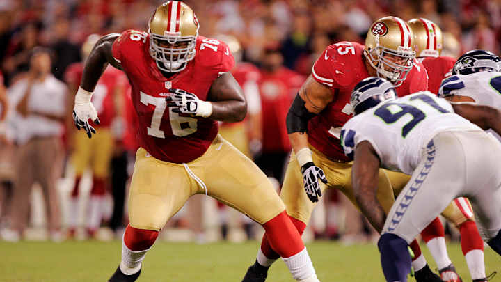 Report: 49ers OT Anthony Davis applies for reinstatement