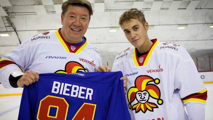 Justin Bieber practiced with a Finnish hockey team, because why not?