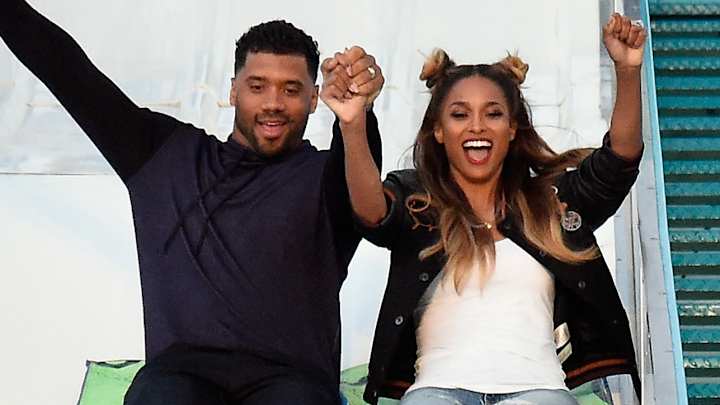 Report: Russell Wilson expecting first child with Ciara