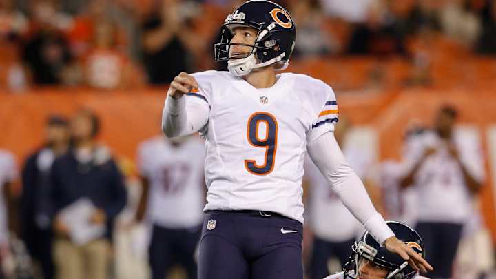 Bears release kicker Robbie Gould Bears release kicker Robbie Gould